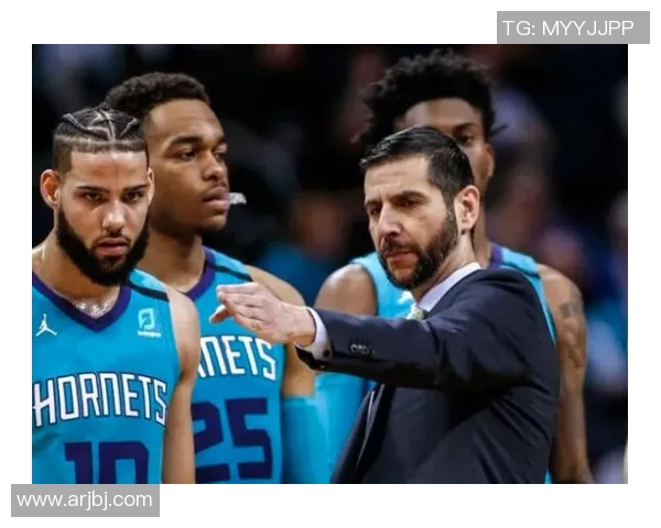 国王队与黄蜂队激战正酣争夺季后赛席位的关键对决